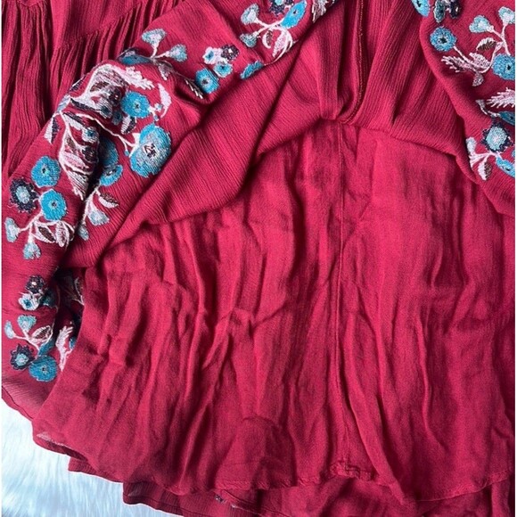 $148 NWT FREE PEOPLE SIZE S FLORAL EMBROIDERED BELL SLEEVES MINI DRESS RED Sz S - Picture 8 of 10